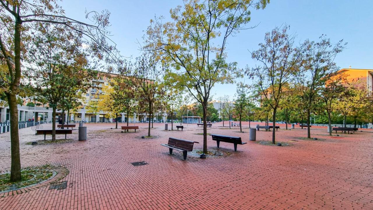 Italianway - Piazza Alboreto 72, Rozzano Esterno foto